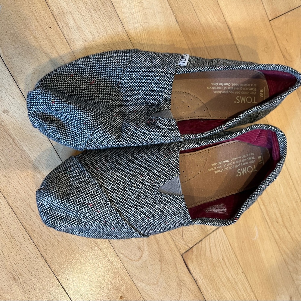 Toms Classic Karsen Slip On Flats Black/Gray Size 8